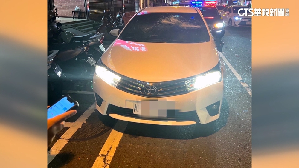 大馬路傷人砸車！　東港街頭驚見「球棒隊」鬥毆