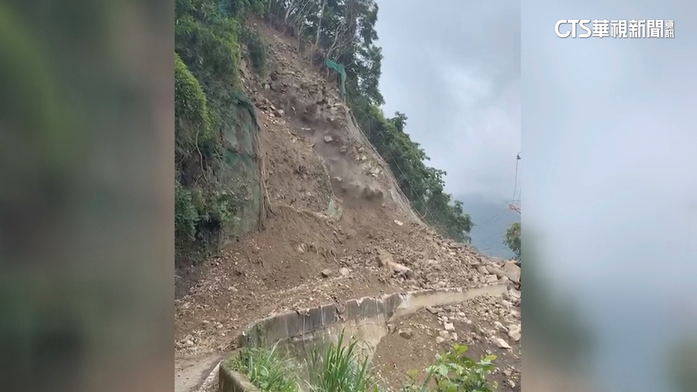 桃園復華道路坍方封閉　里長：搶通又落石不斷