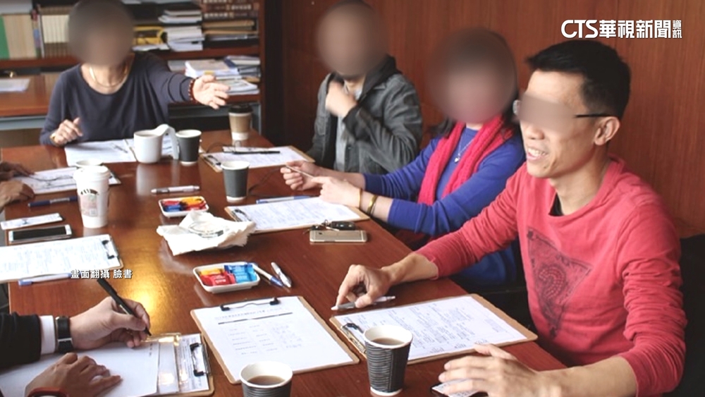 教授是「攝狼」　實踐學生踢爆狼師廁所裝針孔偷拍