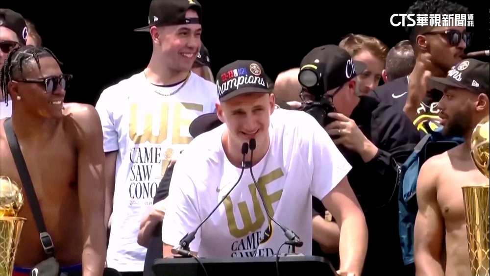 NBA金塊冠軍大遊行　Jokic改變心意出席