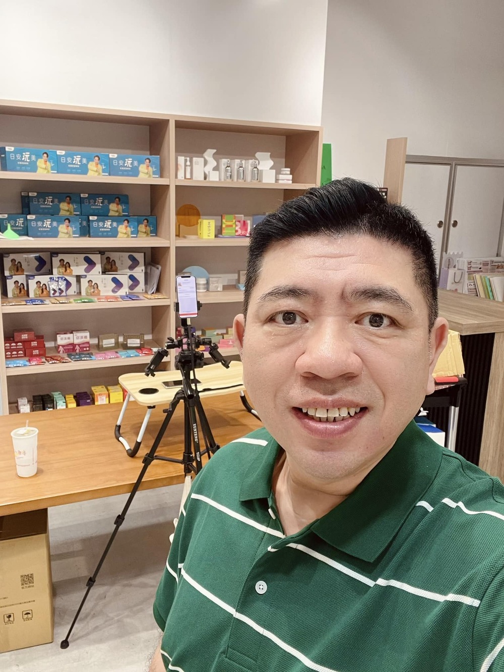 女網友控車內強吻、扯內衣　NONO被影射　經紀人回應：沒有印象