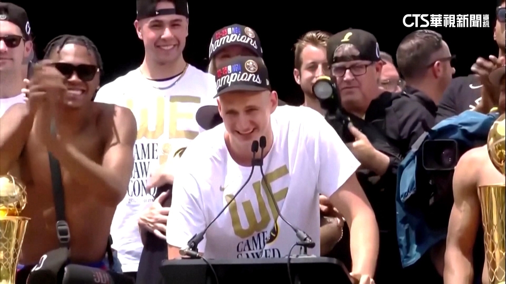 比獎盃更重要！　N.Jokic光榮返鄉直奔賽馬