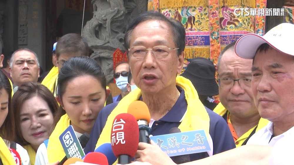 獨立參選起手式？　郭董合體鍾東錦.徐耀昌現身苗栗