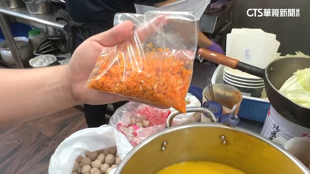 客控「蟹黃湯頭」變蘿蔔絲　店家澄清：絕無偷工減料