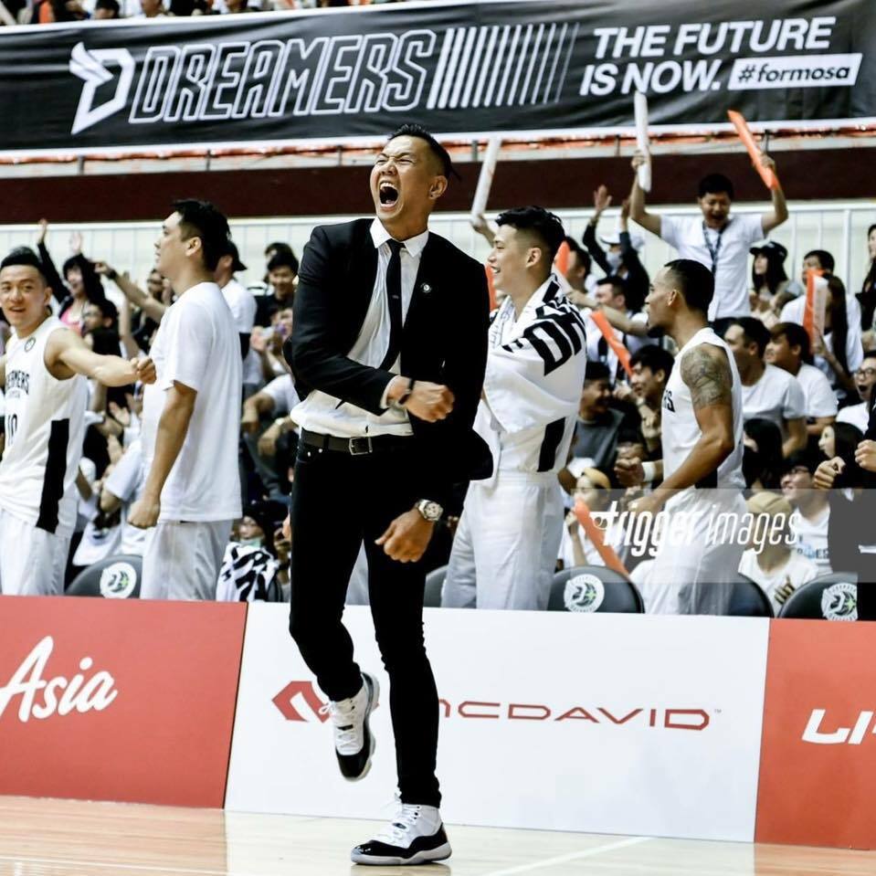 遭大牙控「硬撲求歡」！黑人陳建州駁斥：惡意抹黑