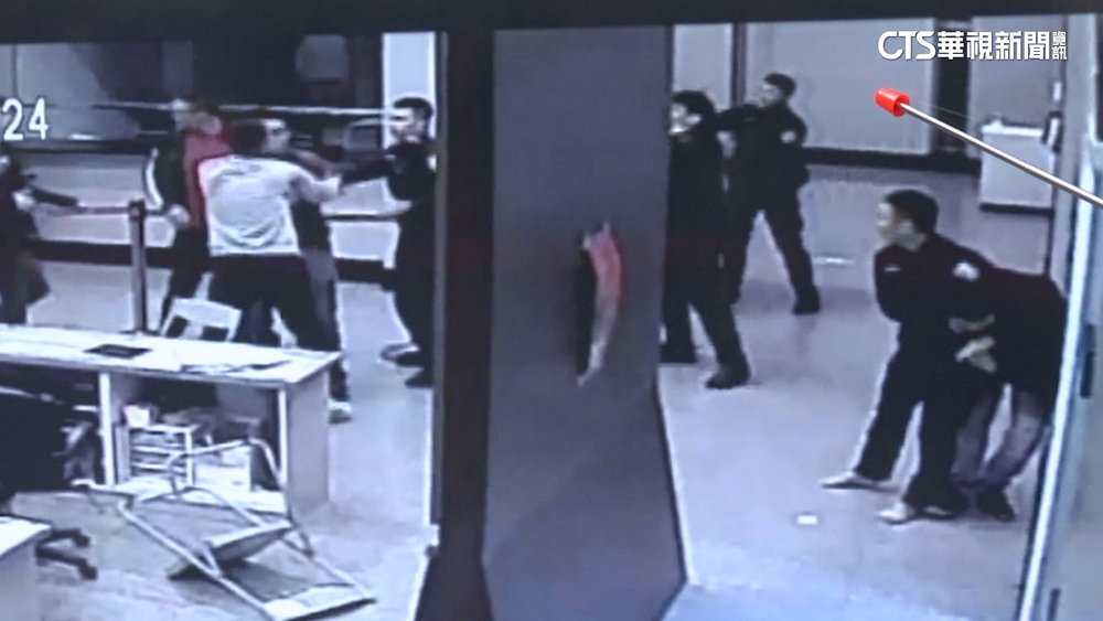 「松山之亂」黑幫砸警局　前分局長遭判降2級改敘