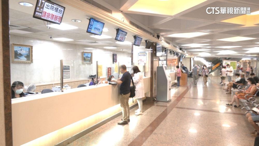 健保部分負擔新制上路　大醫院拿藥.急診變貴了