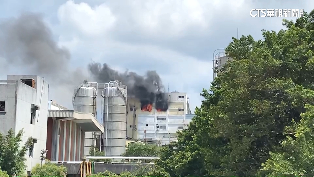 中興紡織楊梅總廠失火　外包商老闆.員工搶救不治