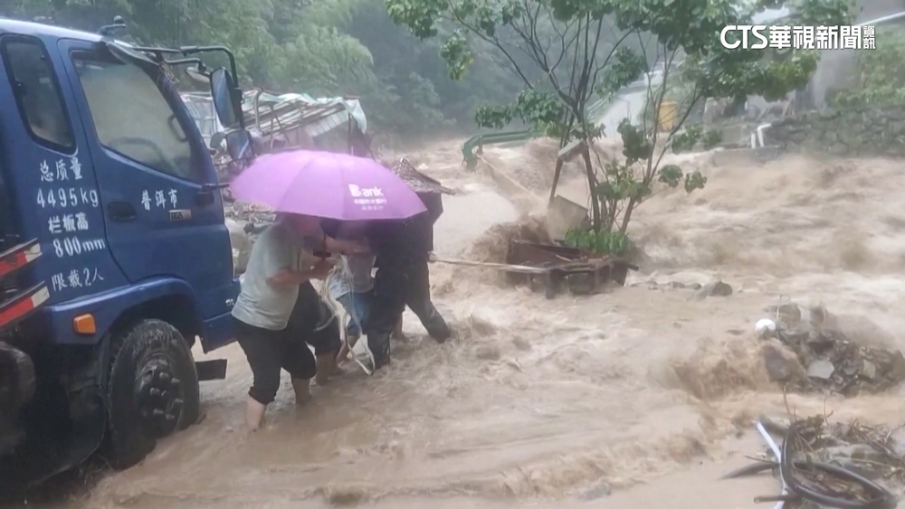 中國安徽四川暴雨成災　山區釀洪水土石流