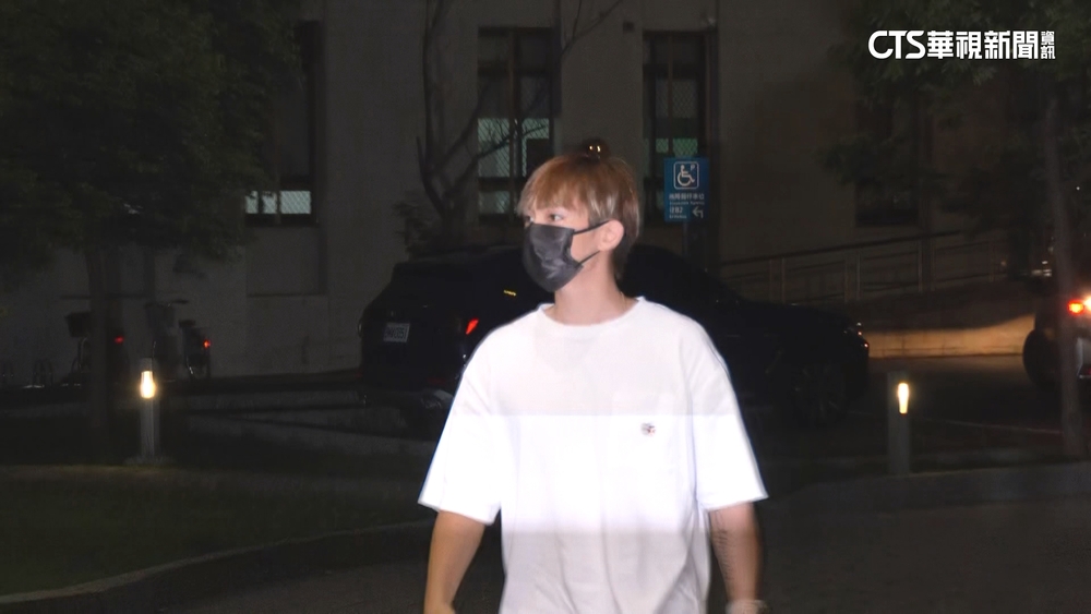 檢警搜索住處後　炎亞綸移送士林地檢署複訊