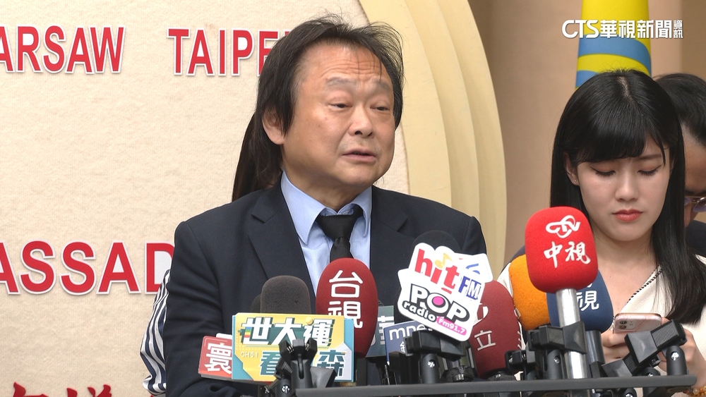 柯P演唱票比「防彈少年」貴　王世堅：他是「防彈阿伯」