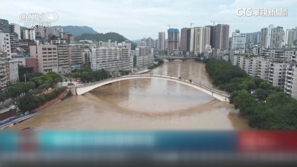 中國重慶連日暴雨　洪災至少15死4失蹤
