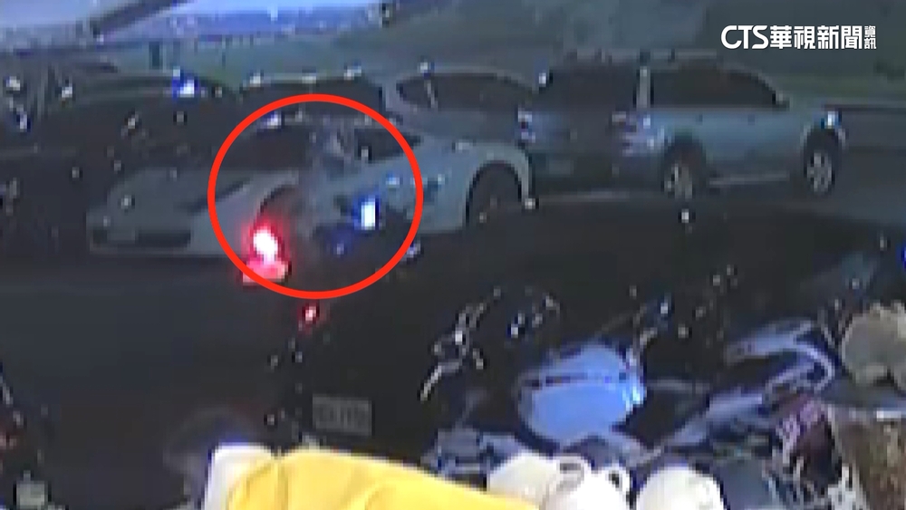 重機倒退撞藍寶堅尼　女騎士需賠30萬維修費