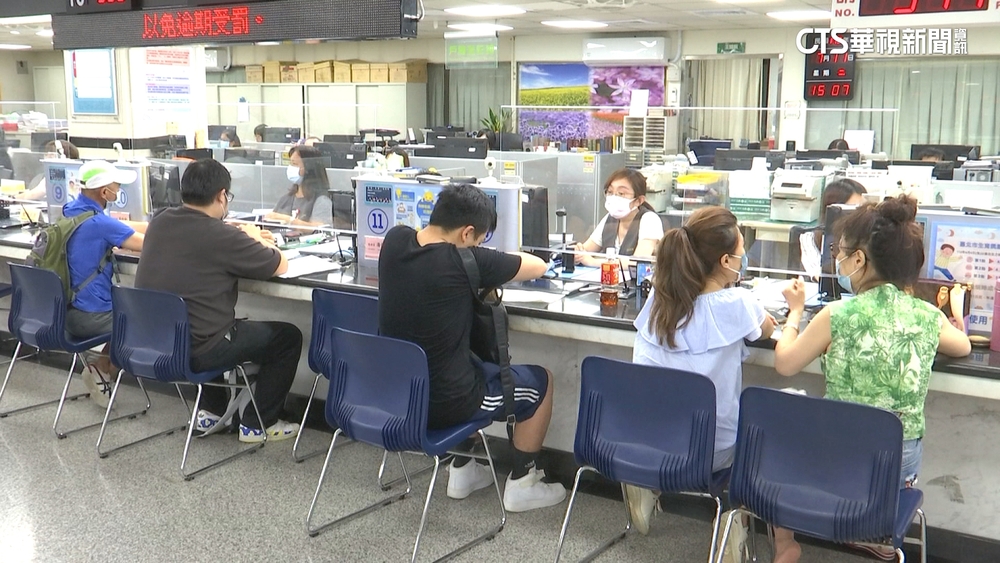 「復籍」投總統剩2天！　上半年增16萬人創新高