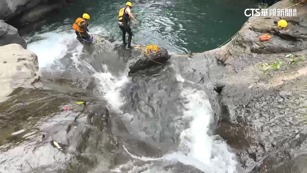 7國中生桃園小烏來戲水　3少年溺水送醫不治