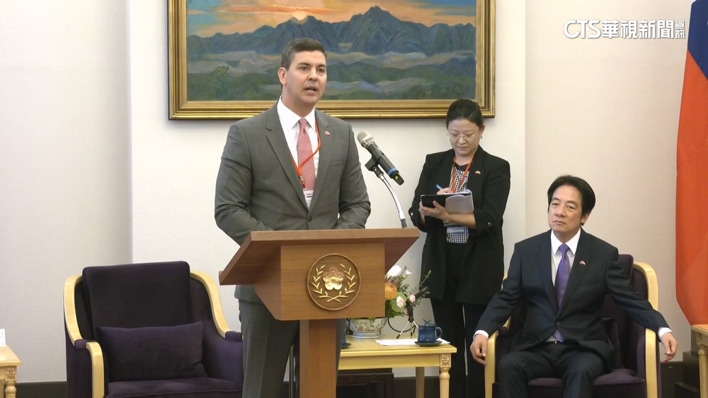 巴拉圭準總統偕妻女訪台　18歲模特兒千金成「嬌」點