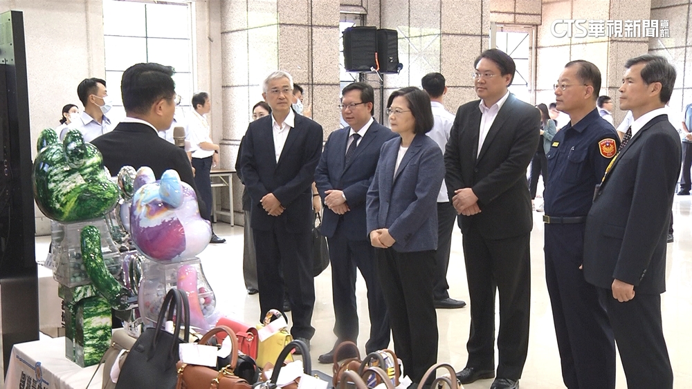 對岸認知戰？媒體曝美要我成立P4實驗室　府院駁斥