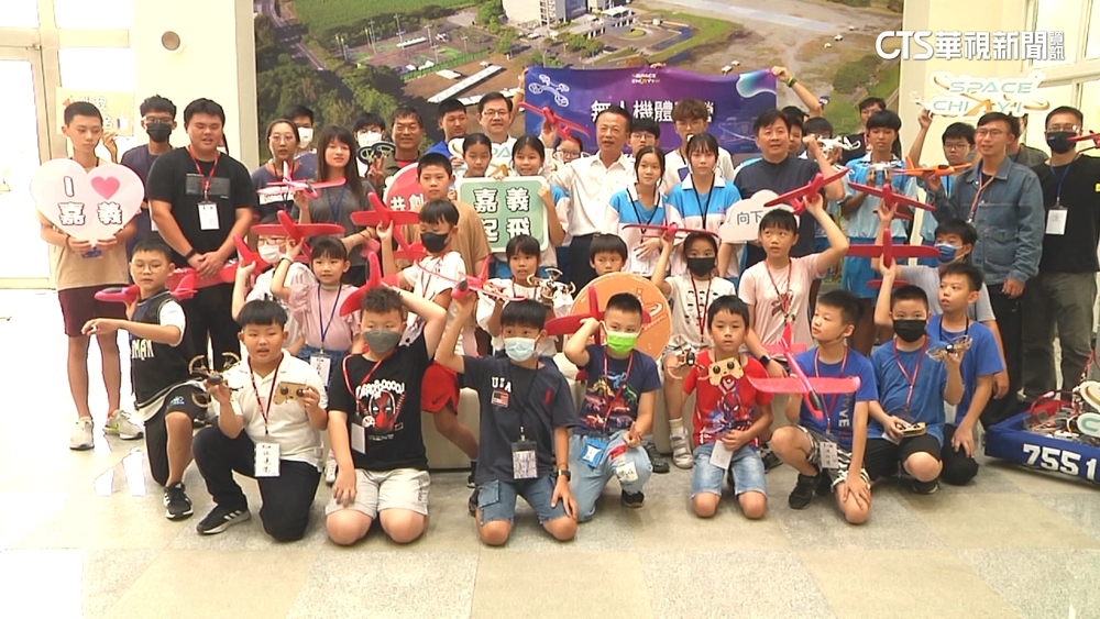 亞洲無人機AI研發中心 舉辦「無人機體驗營」