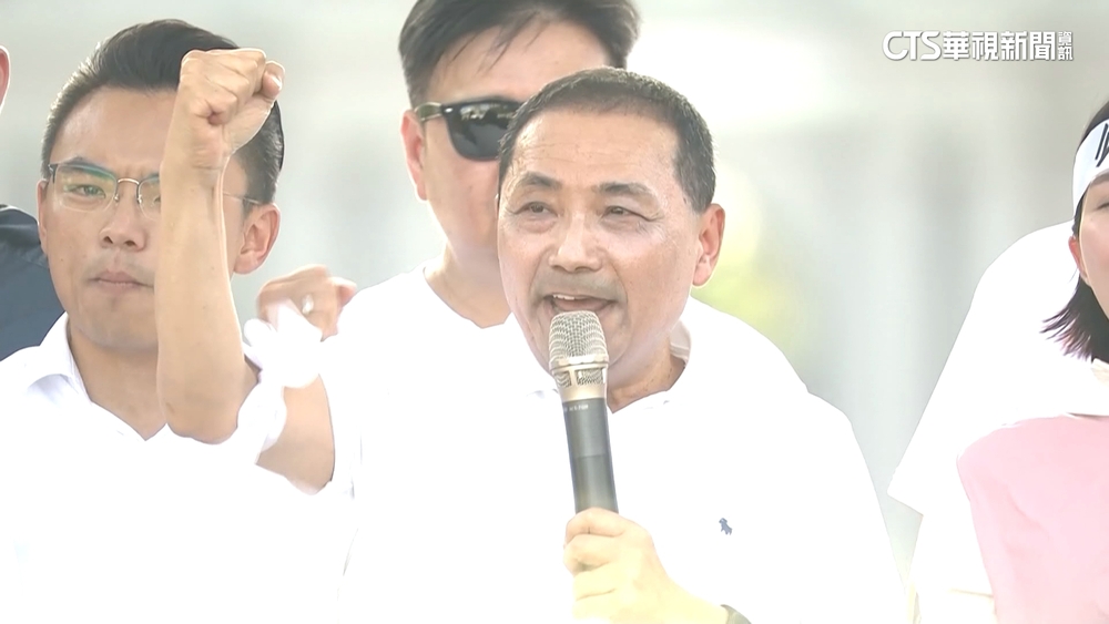 716遊行　侯友宜登台被噓　柯文哲致詞全場歡呼