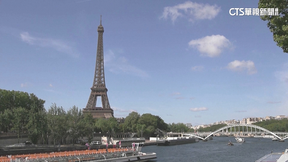 2024巴黎奧運開幕預演　39船壯盛航行塞納河