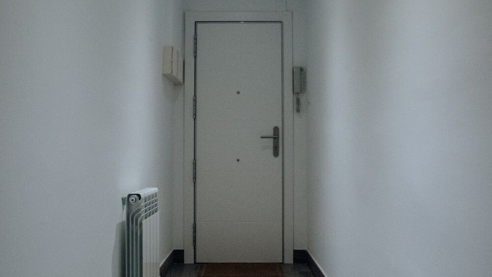 房東私闖「親妹還在睡」房間！超扯「闖入理由」曝光