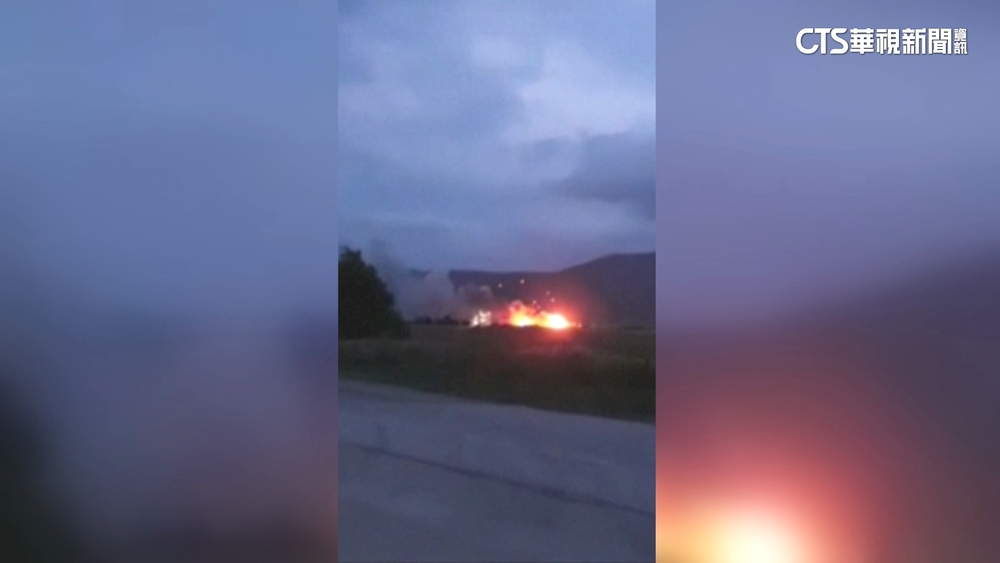 克里米亞軍火庫炸撤2千多人　烏：成功攻擊任務