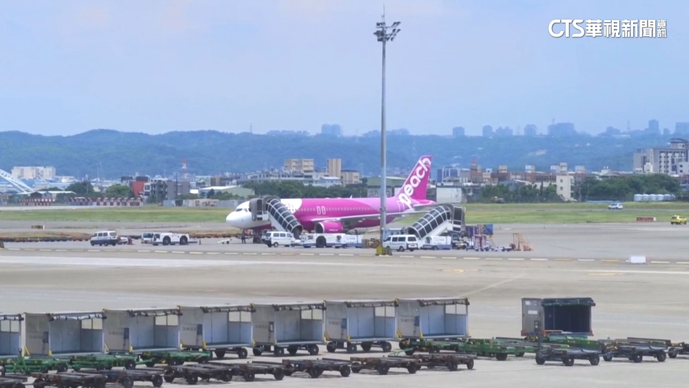 遇漢光預演折返　樂桃沖繩飛台延誤近4小時