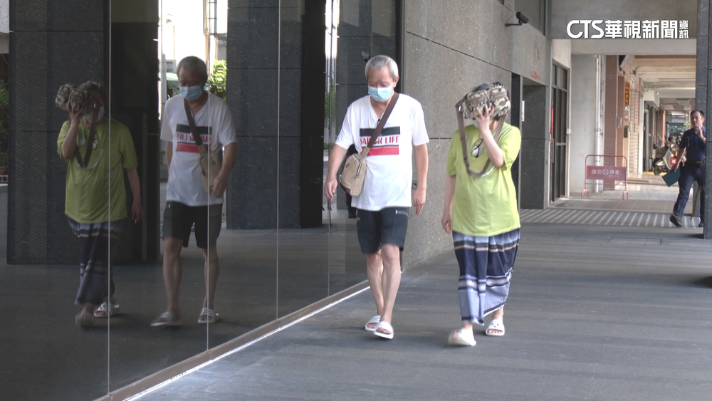 吸金39億逃21年！　陳智燦夫婦現身派出所簽到