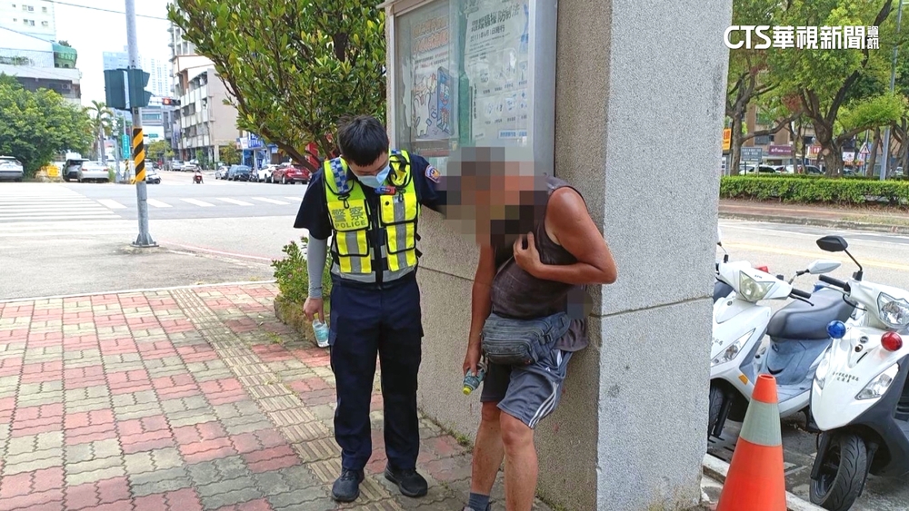 熱！送貨員心臟痛疑心肌梗塞　員警送水搶命