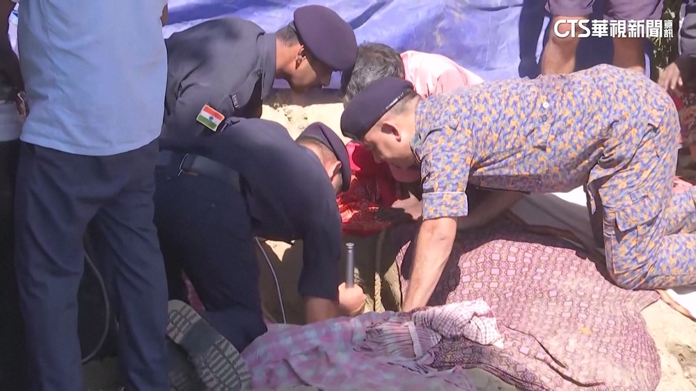 搶救印度童！監視器下探12米井　6小時救援成功