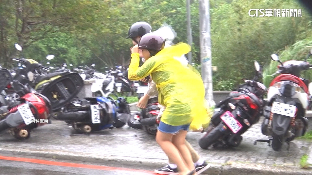 杜蘇芮路徑南偏　「宜花東高屏」颱風假機率高