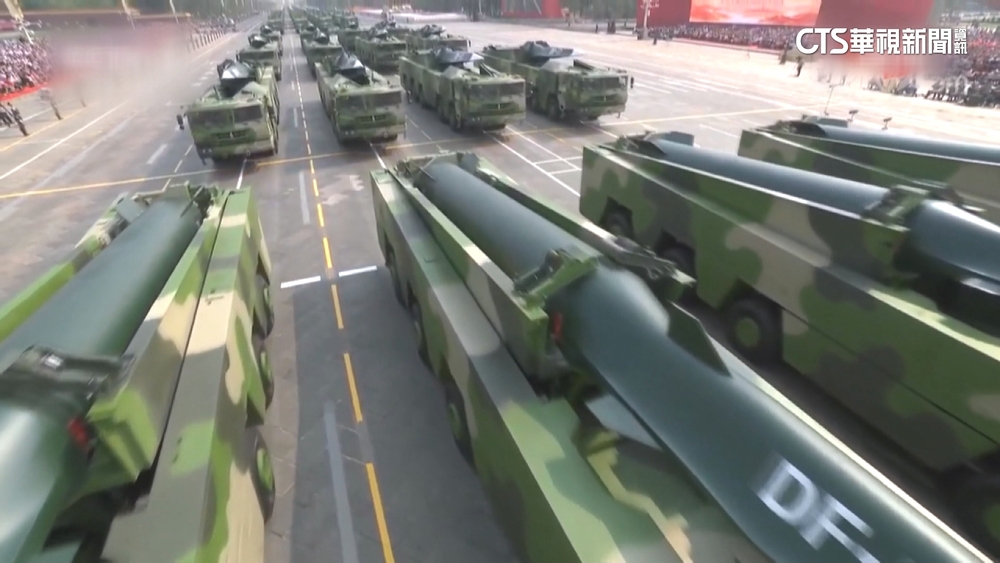 美學者：共軍部署東風-17飛彈　距台最近400公里