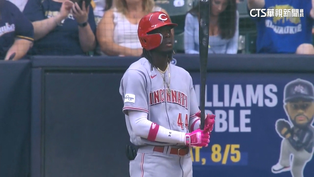 首打席開轟被沒收 De La Cruz再敲特大號全壘打