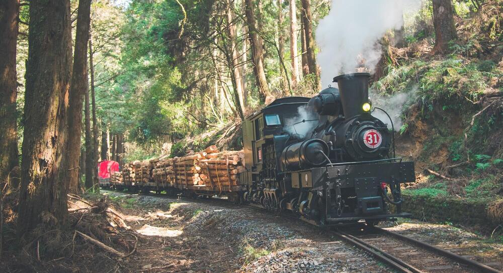 預警性停駛！杜蘇芮攜暴雨襲全台　嘉義阿里山林鐵宣布27、28日不載客