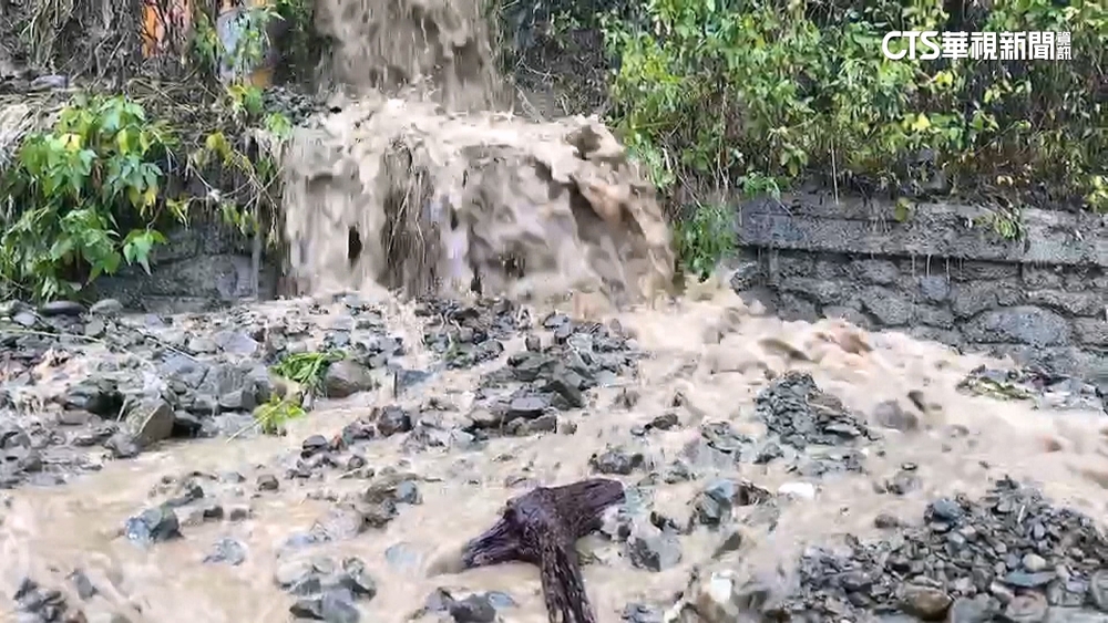 杜蘇芮襲花蓮！　氣象局估24小時累積雨量近500毫米