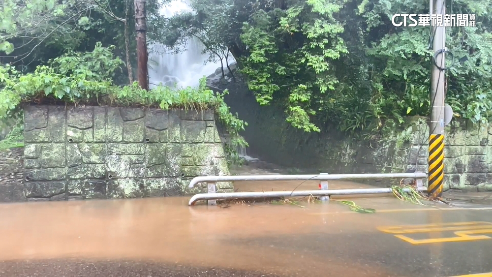 花東68溪「土石流紅色警戒」　憂崩塌！撤離近2千人