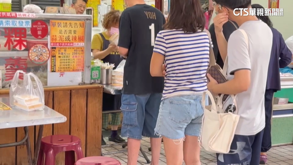 賺到颱風假？高雄民眾看電影　愈晚風雨恐愈大