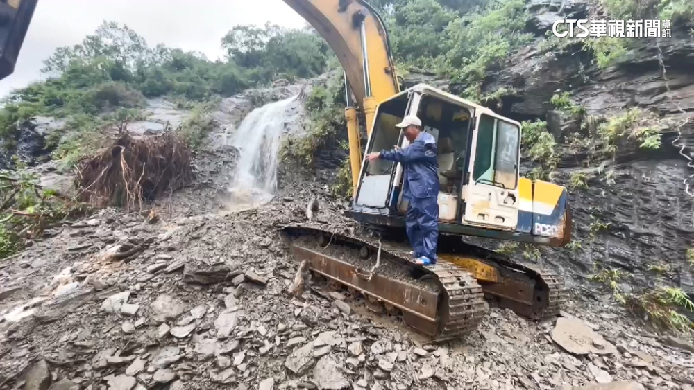 台東紅葉部落聯外道路坍方　預計最快3天搶通