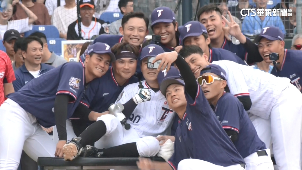 中職明星賽趣味十足　拿莫伊漾化身"華視特派員"