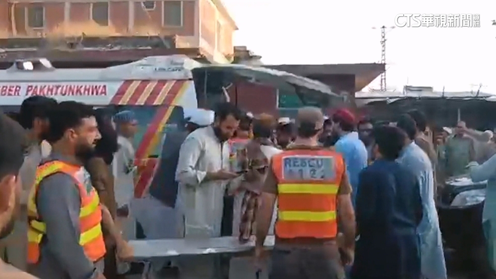 巴基斯坦傳爆炸攻擊　至少40死逾百人傷