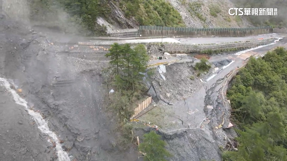 受颱風影響嚴重坍方　南橫全線延至10月底貫通