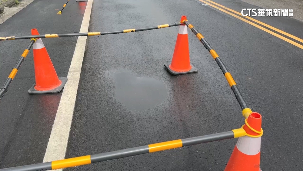 新竹竹北天坑旁勝利二路又凹陷　居民心驚
