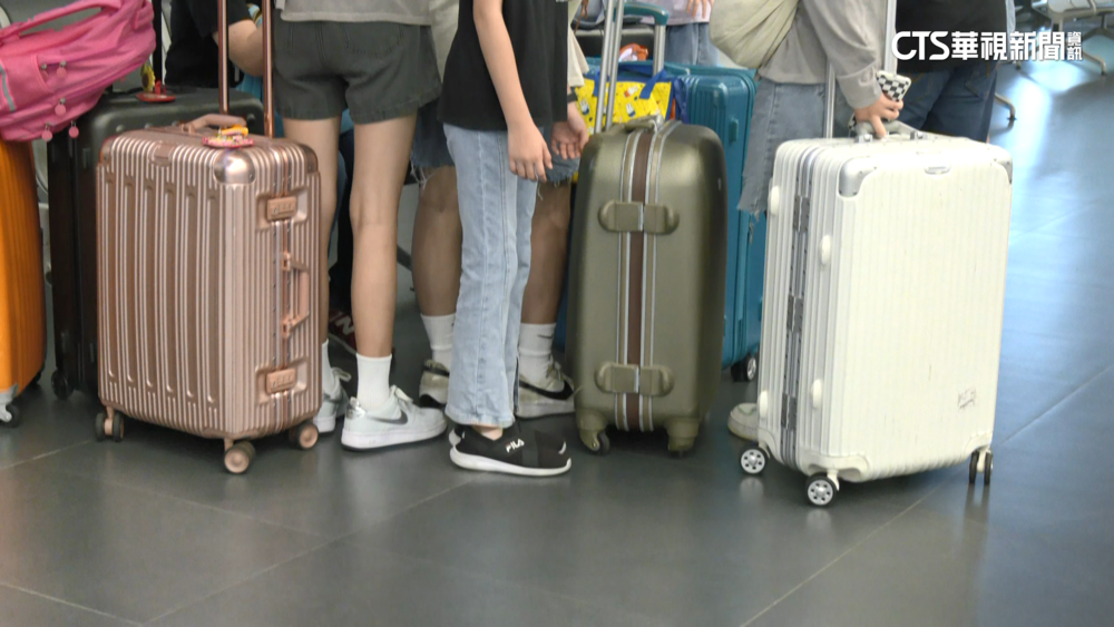 怒控託運行李「箱凹.輪子解體」　航空公司疑為廉航