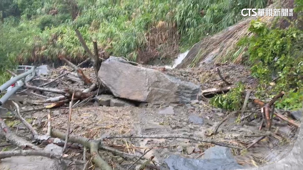 卡努雨襲中台灣　阿里山多處傳泥流落石