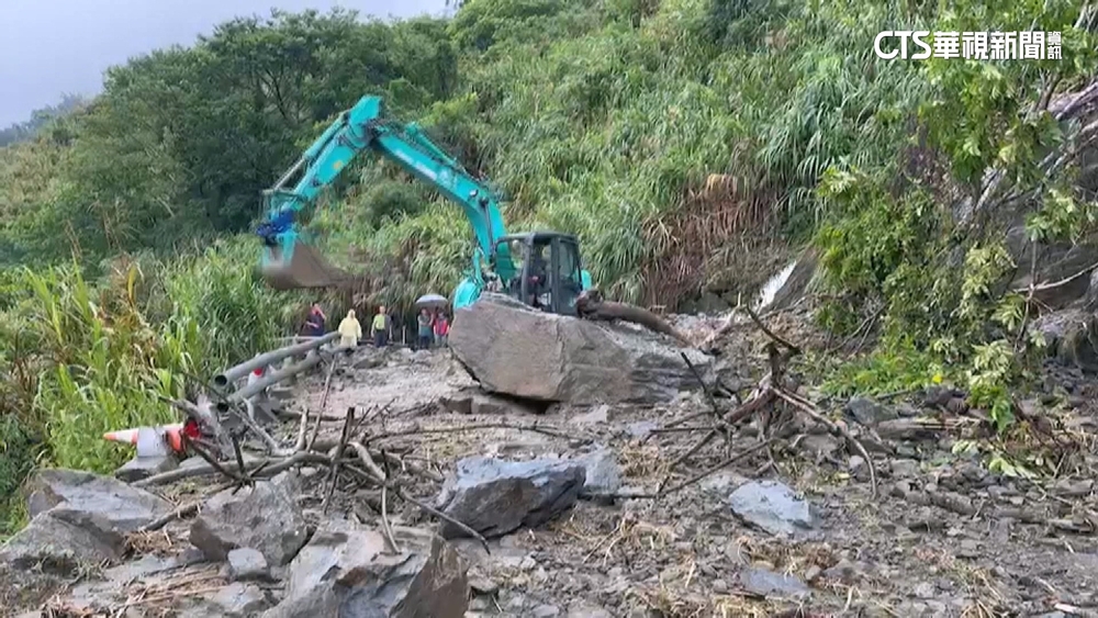 雨炸阿里山　山區道路多處坍塌　森林鐵路中斷
