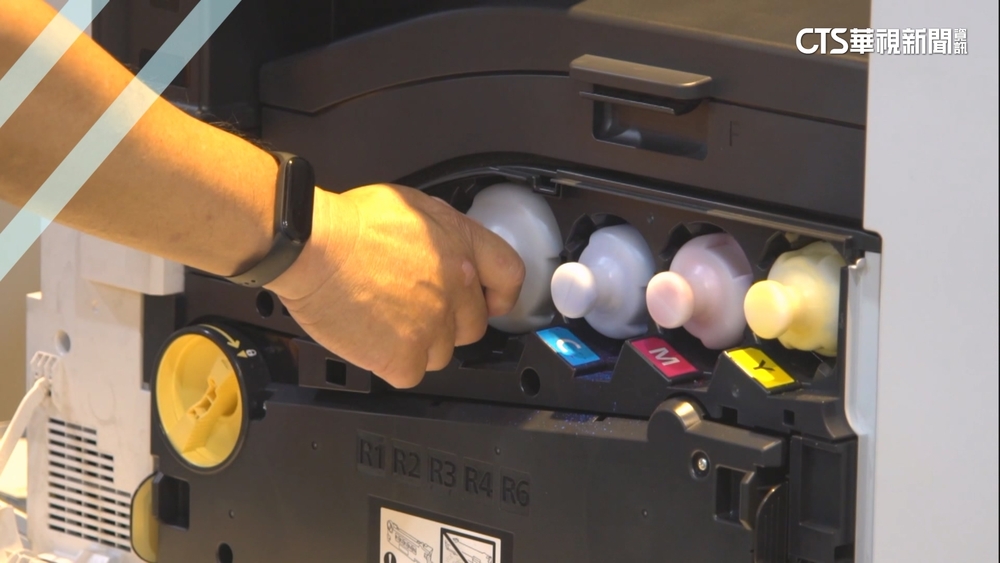 循環經濟「點廢成金」　廢碳粉變環保塗料