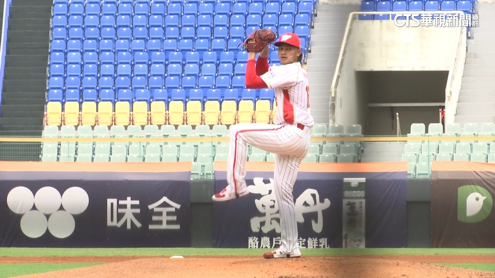 術後重返投手丘　「龍之子」徐若熙飆156公里火球