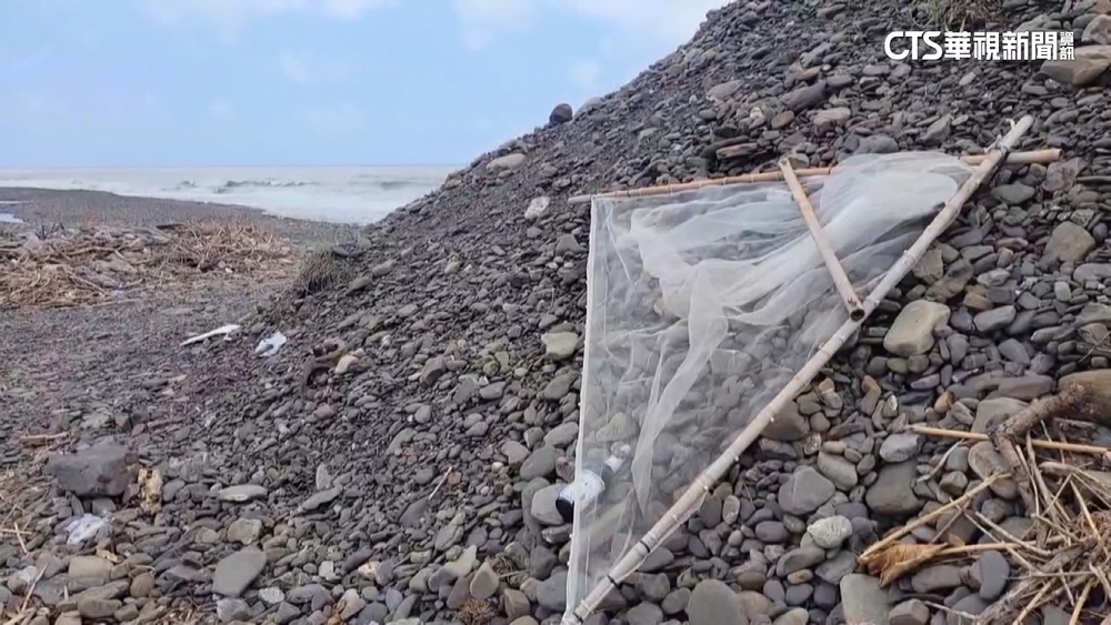 男疑為捕撈「鯰米仔」賺外快　不慎遭浪捲走失蹤