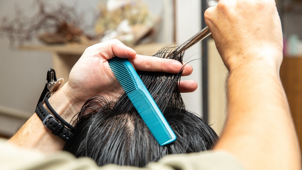 時薪就要176元　他不解百元理髮如何賺錢　網指獲利3關鍵