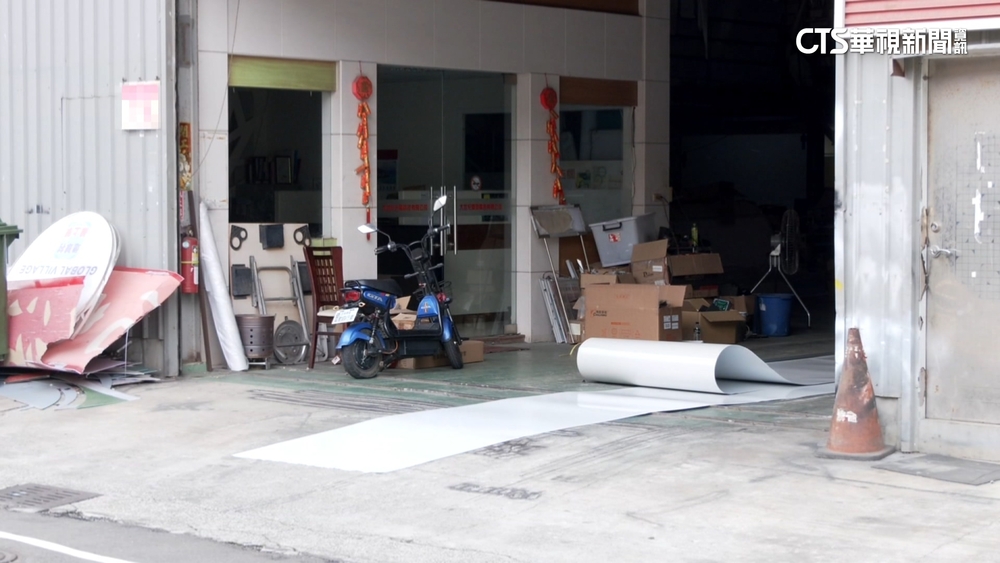 惡意拖欠百萬健保勞退金　LED廣告廠負責人遭管收